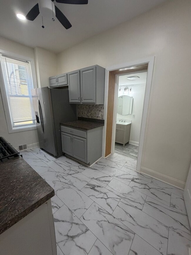 Building Photo - 451 W Bringhurst St