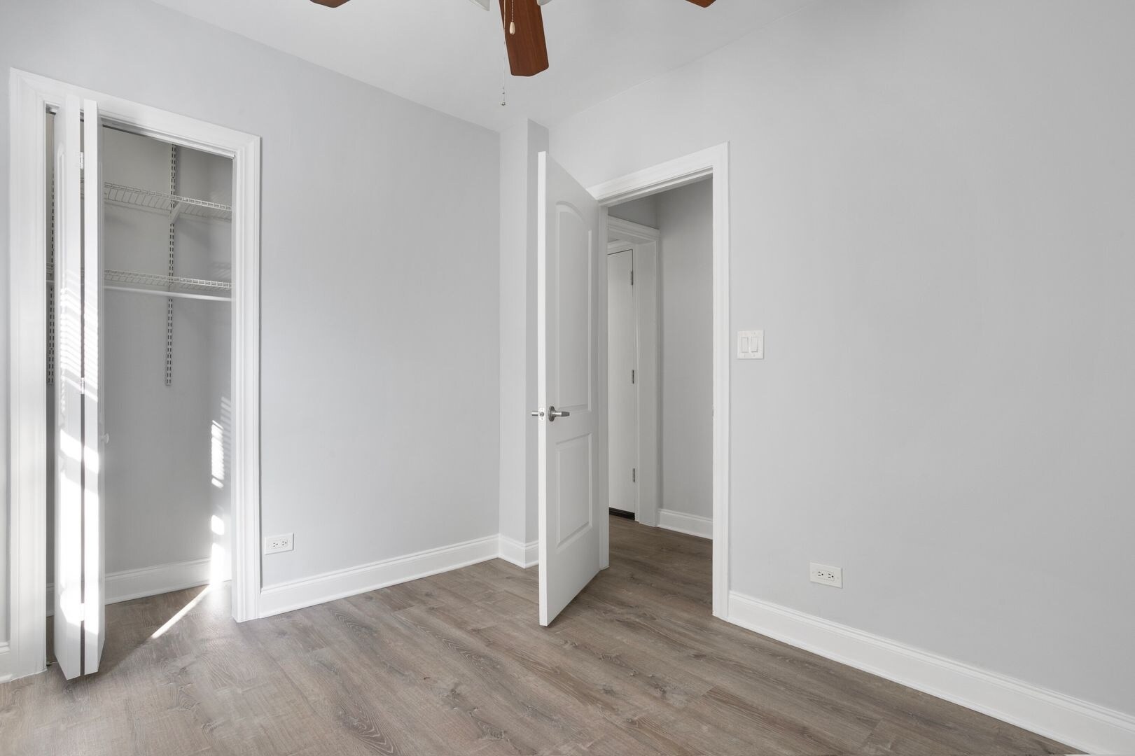 Building Photo - 1609 W Juneway Ter