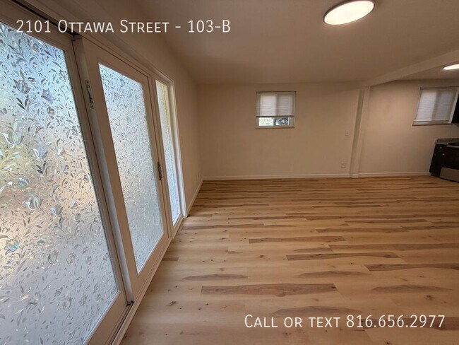 Building Photo - 2101 Ottawa St