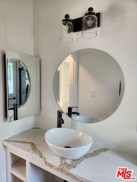 Building Photo - 6639 Chimineas Ave