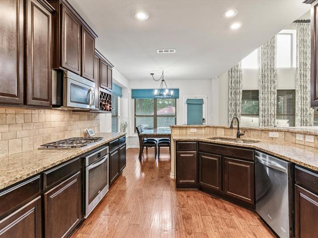 Building Photo - 5733 Coleto Creek Cir
