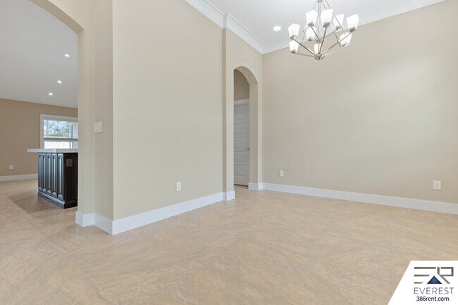 Building Photo - 1 Zaftig Ct