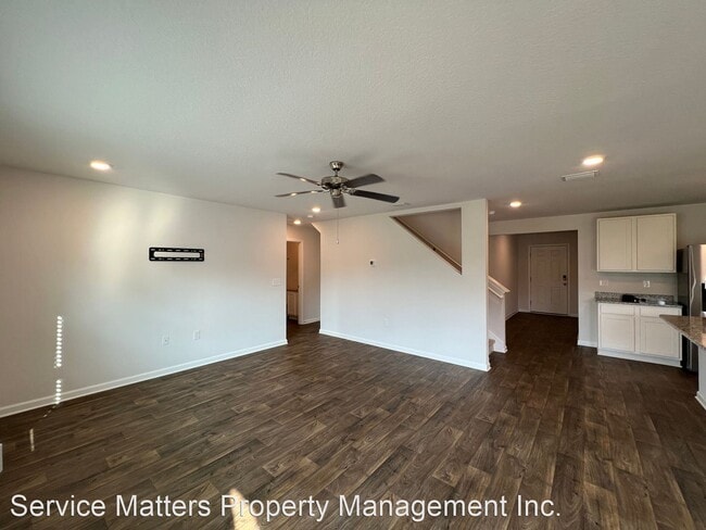 Building Photo - 5 br, 3 bath House - 7571 Oak Lake Blvd