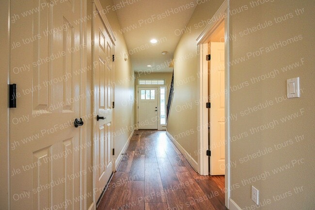 Building Photo - 17481 SW Winona Ln