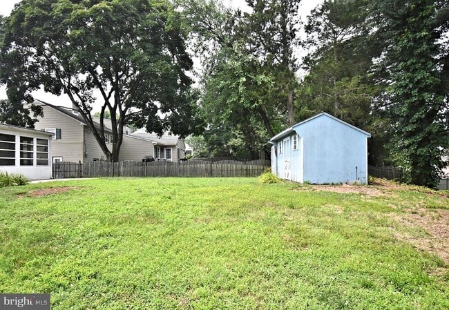 Building Photo - 559 General Muhlenberg Rd