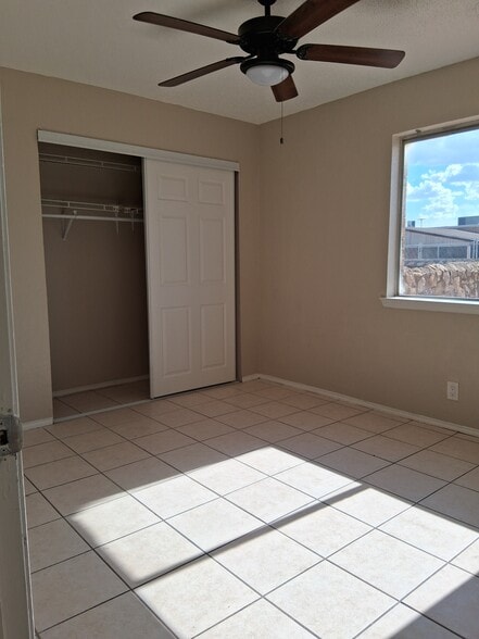 Building Photo - 3119 Voss Dr