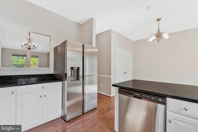 Building Photo - 45514 Baggett Terrace