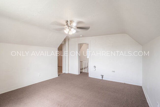 Building Photo - 167 N 100 E