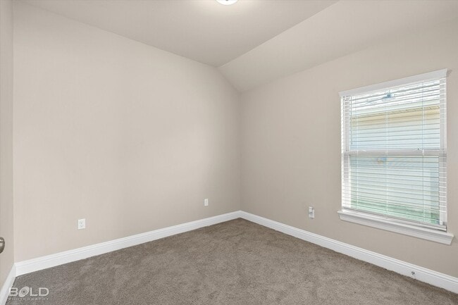 Building Photo - 4008 False River Dr