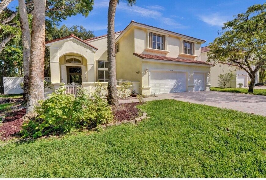 Building Photo - 10730 NW 56th Ct
