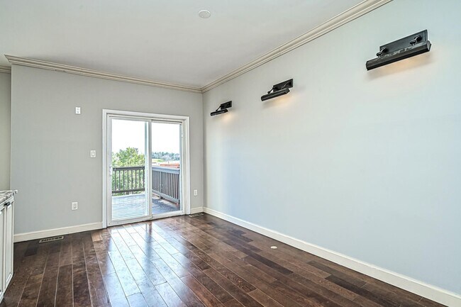 Building Photo - 44171 Paget Terrace