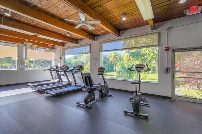 Building Photo - 1681 NW 70th Ave