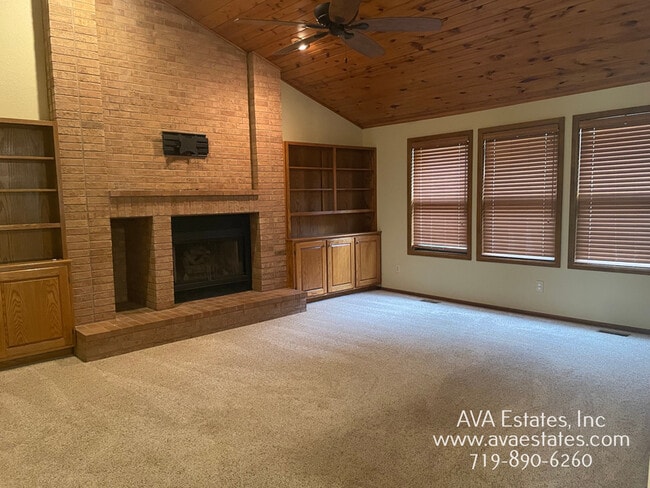 Building Photo - 294 S Sifford Ct