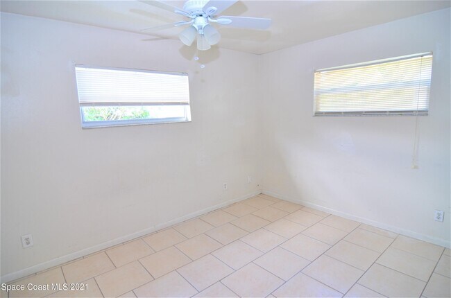 Building Photo - 75 Brandy Ln