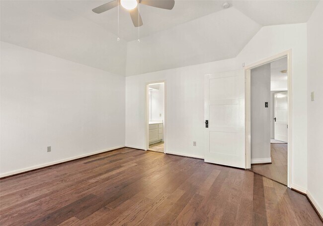 Building Photo - 3 Bough Leaf Pl