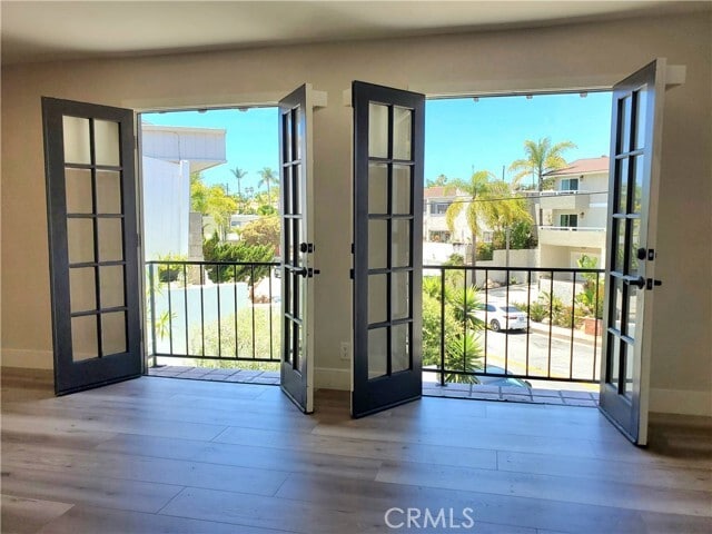 Building Photo - 219 W Escalones