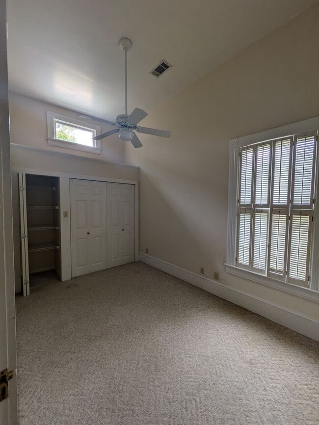 Building Photo - Beautiful home in the heart of Valdosta