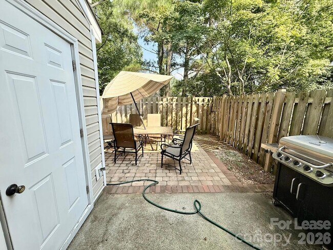 Building Photo - 12223 Paperbark Cir