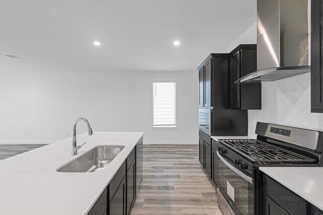 Building Photo - 3002 Crown Gate Dr