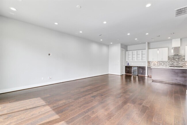 Building Photo - 3309 Baron St