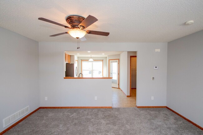 Building Photo - 15119 Fanning Dr N