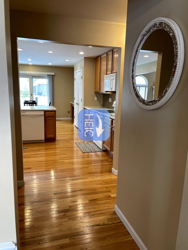 Building Photo - 16 Sea Pines Ct