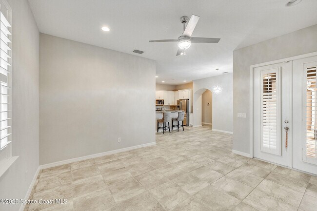 Building Photo - 8870 Napolo Dr
