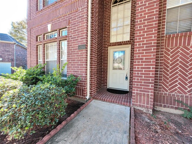 Building Photo - 5211 Aspen Point Dr