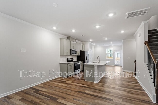 Building Photo - 1707 Chirping Trl