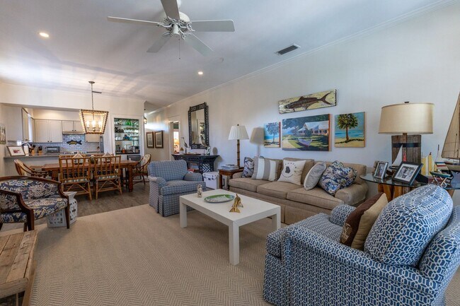 Building Photo - Available now! Top-Floor Bayfront Condo | 2BR · 2BA · Private Balcony · Pool & Wharf Access