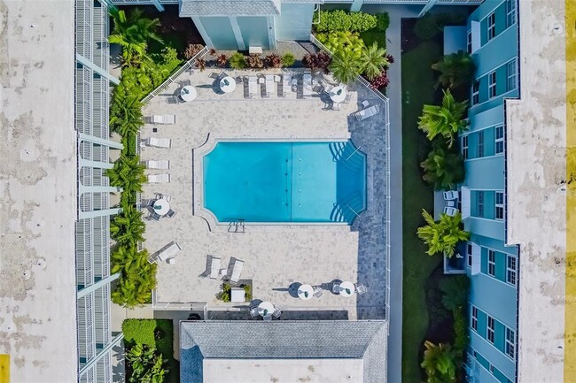 Building Photo - 1706 Belleair Forest Dr