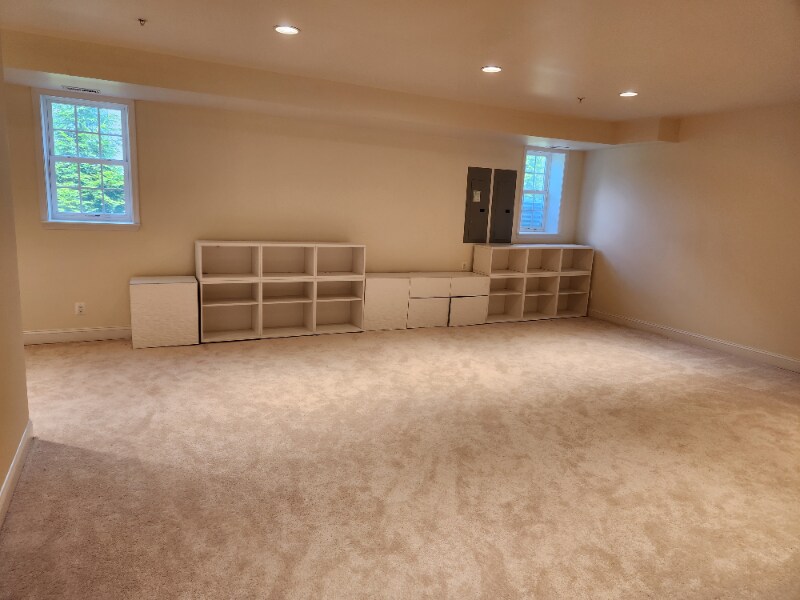 Building Photo - 14194 Platinum Dr