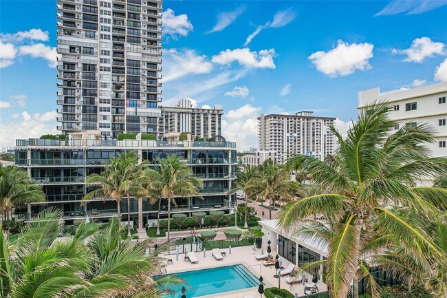 Building Photo - 2101 S Surf Rd
