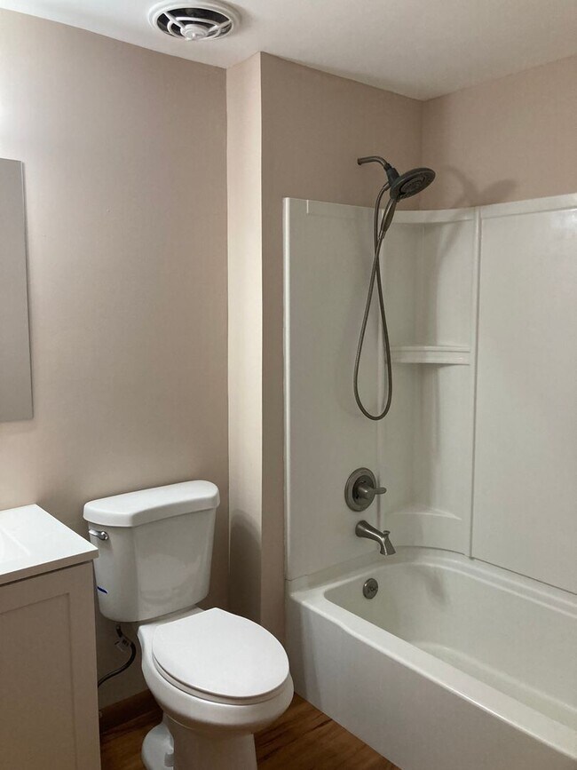 Building Photo - 8525 S Spring Valley Park Dr