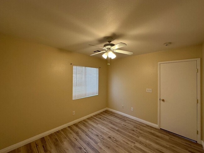 Building Photo - 4bed house ready for occupancy