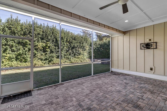 Building Photo - 94 Fairway Wood Way
