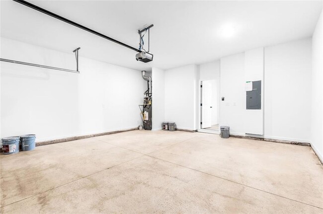 Building Photo - 5249 Frontier Ct