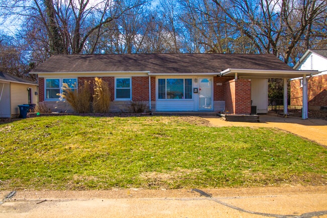 Building Photo - 4440 Turquoise Dr