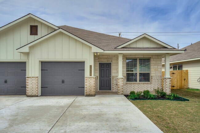 Primary Photo - Beautifully designed and thoughtfully main...
