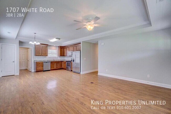 Building Photo - 1707 White Rd