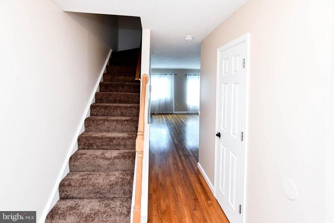 Building Photo - 7002 Cipriano Woods Ct