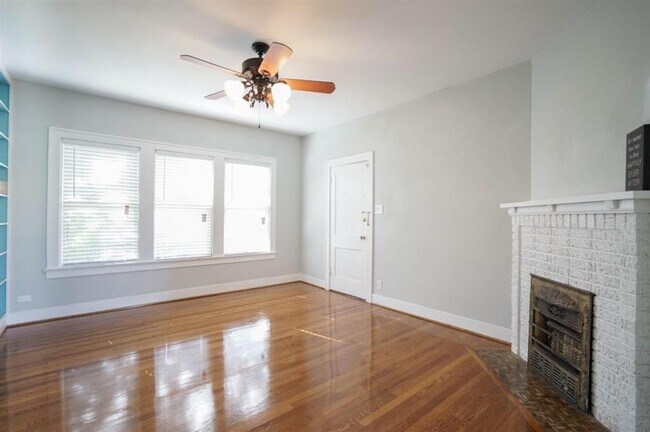 Building Photo - 1603 Oakdale St