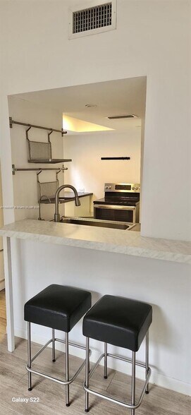 Building Photo - 1890 Brickell Ave