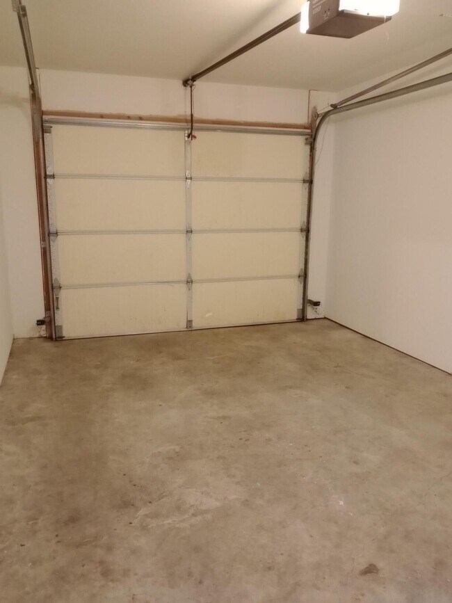 Building Photo - 3501 Delmar Ct