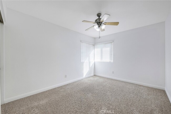 Building Photo - 5963 meadowood COurt