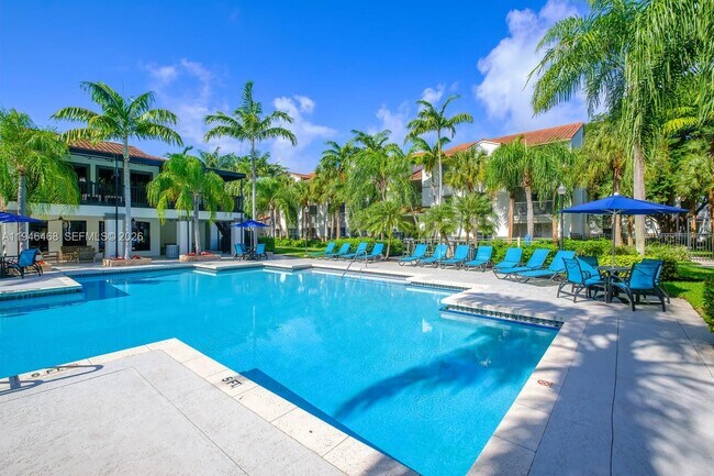 Building Photo - 3101 Port Royale Blvd