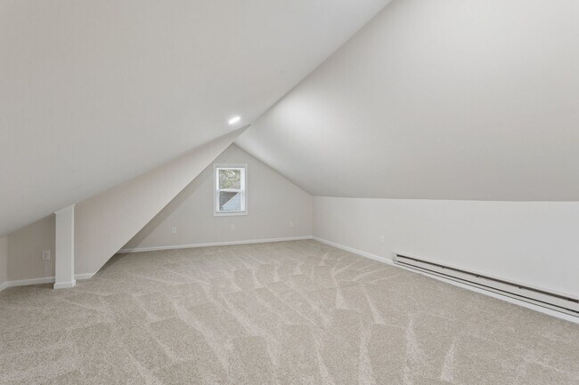 Building Photo - 127 Bell Ave