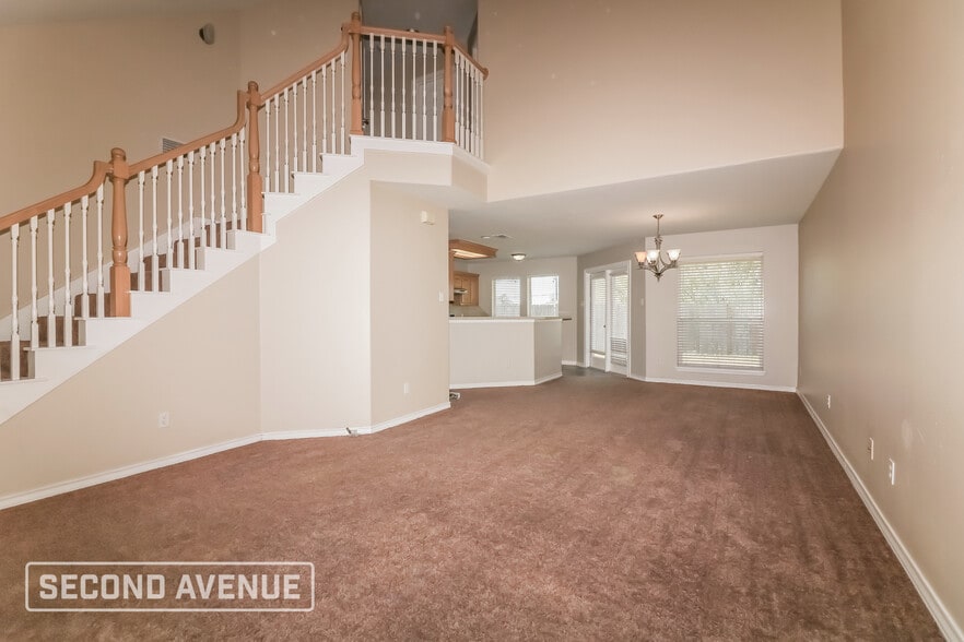 Building Photo - 1968 Westwood Dr