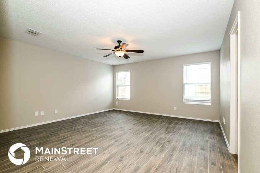 Building Photo - 2943 Volturno Dr