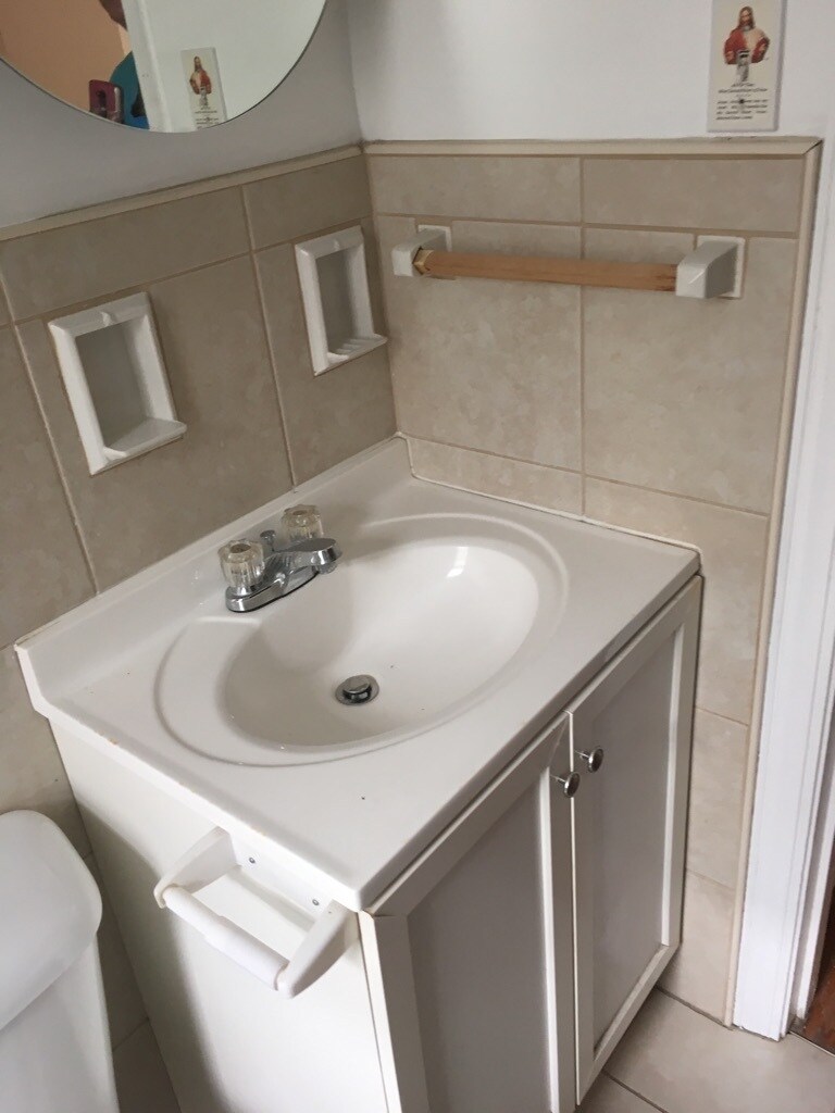 Vanity Sink - 4753 Rapid Run Rd